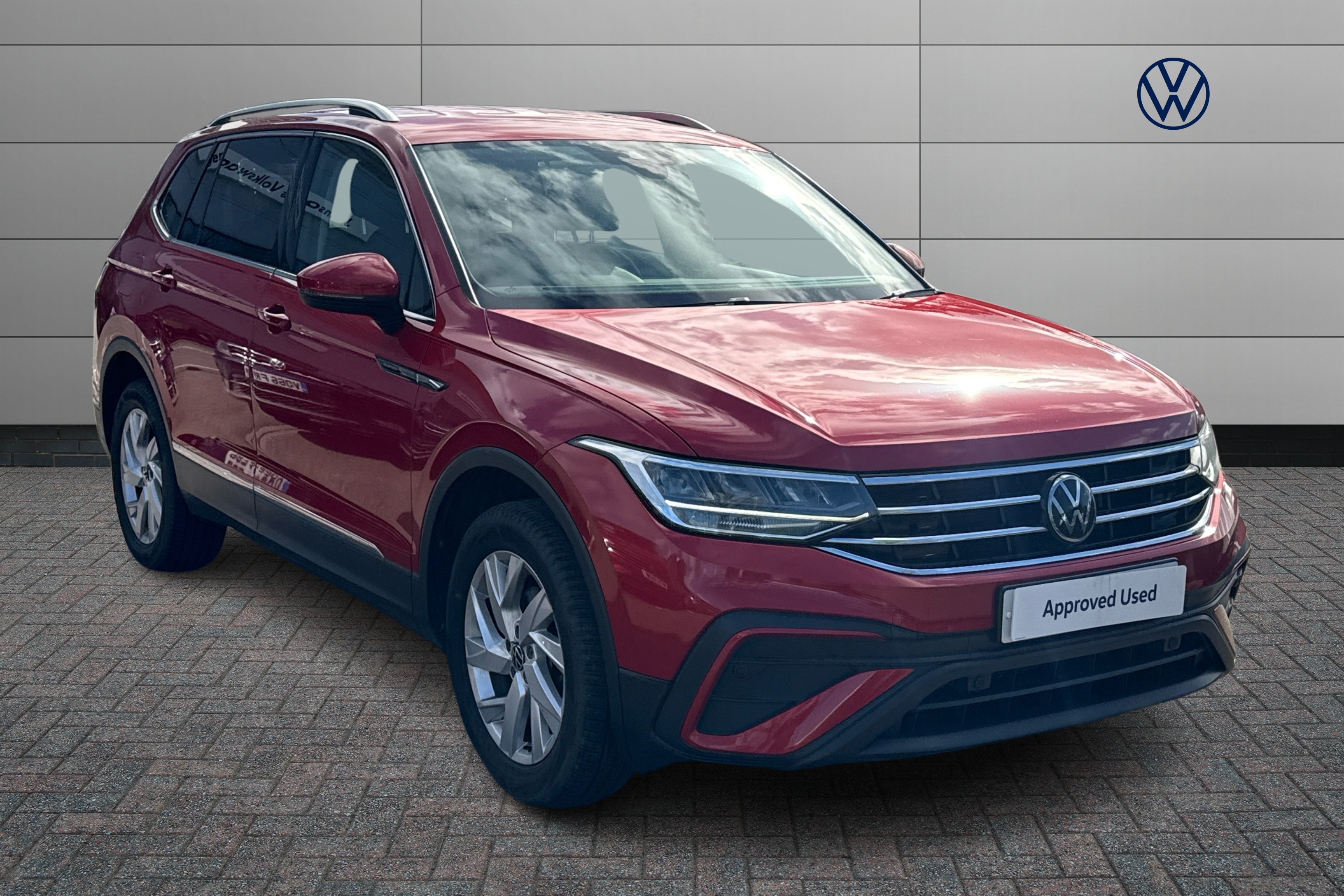 Main listing image - Volkswagen Tiguan Allspace