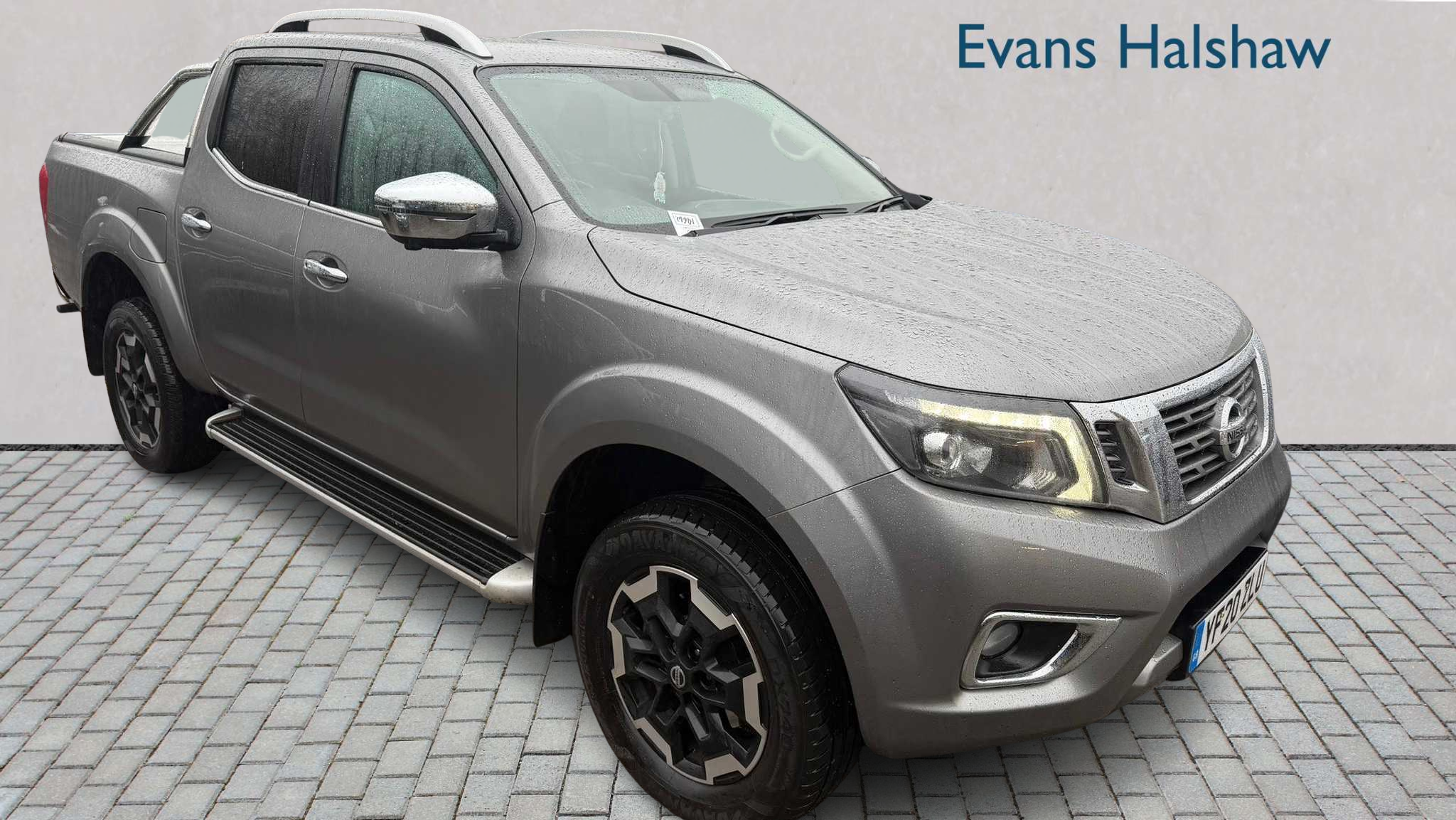 Main listing image - Nissan Navara