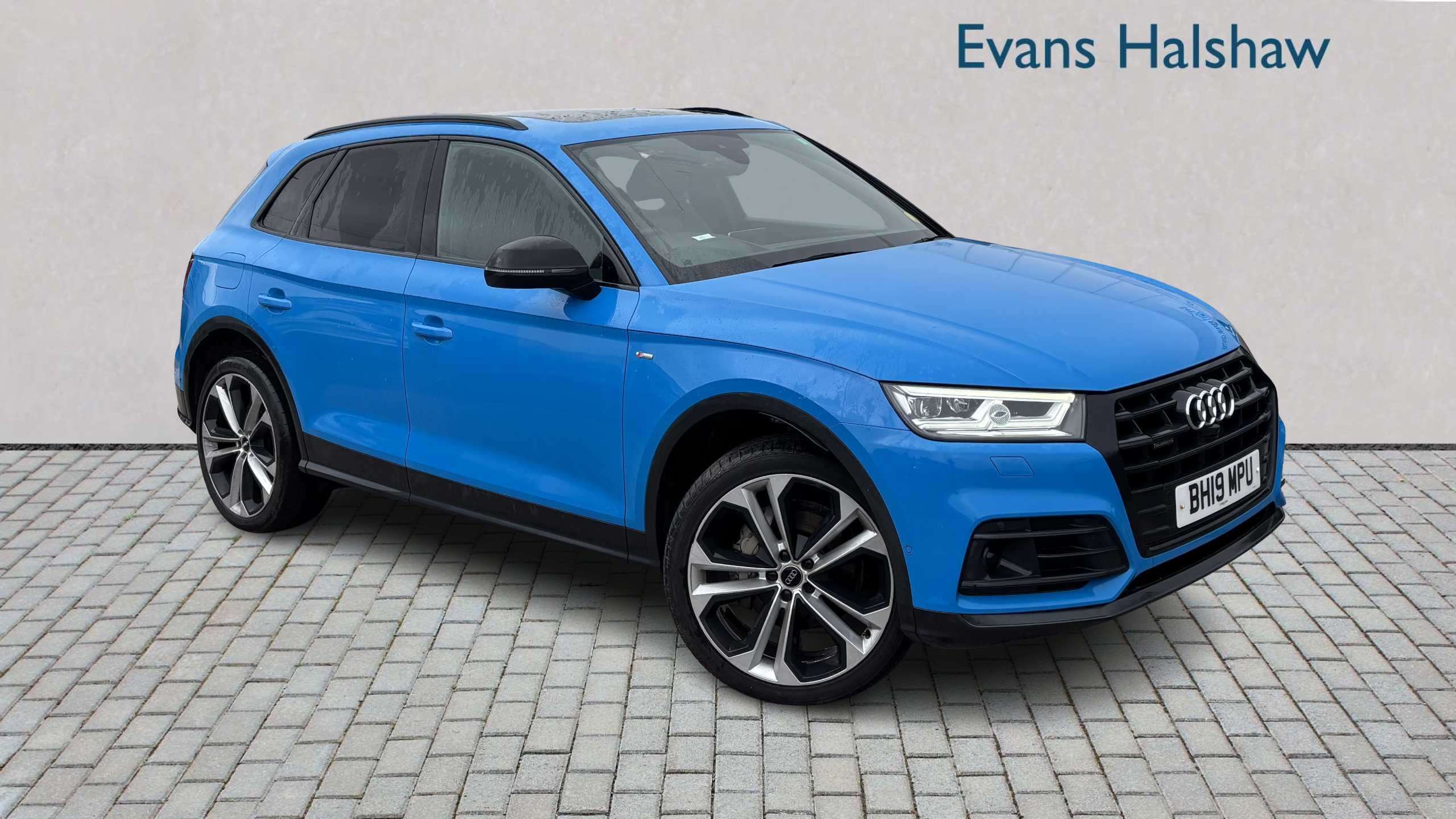 Main listing image - Audi Q5