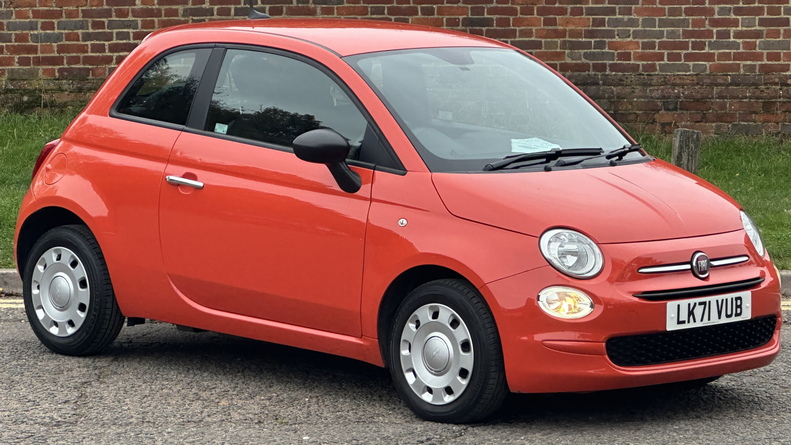 Main listing image - Fiat 500