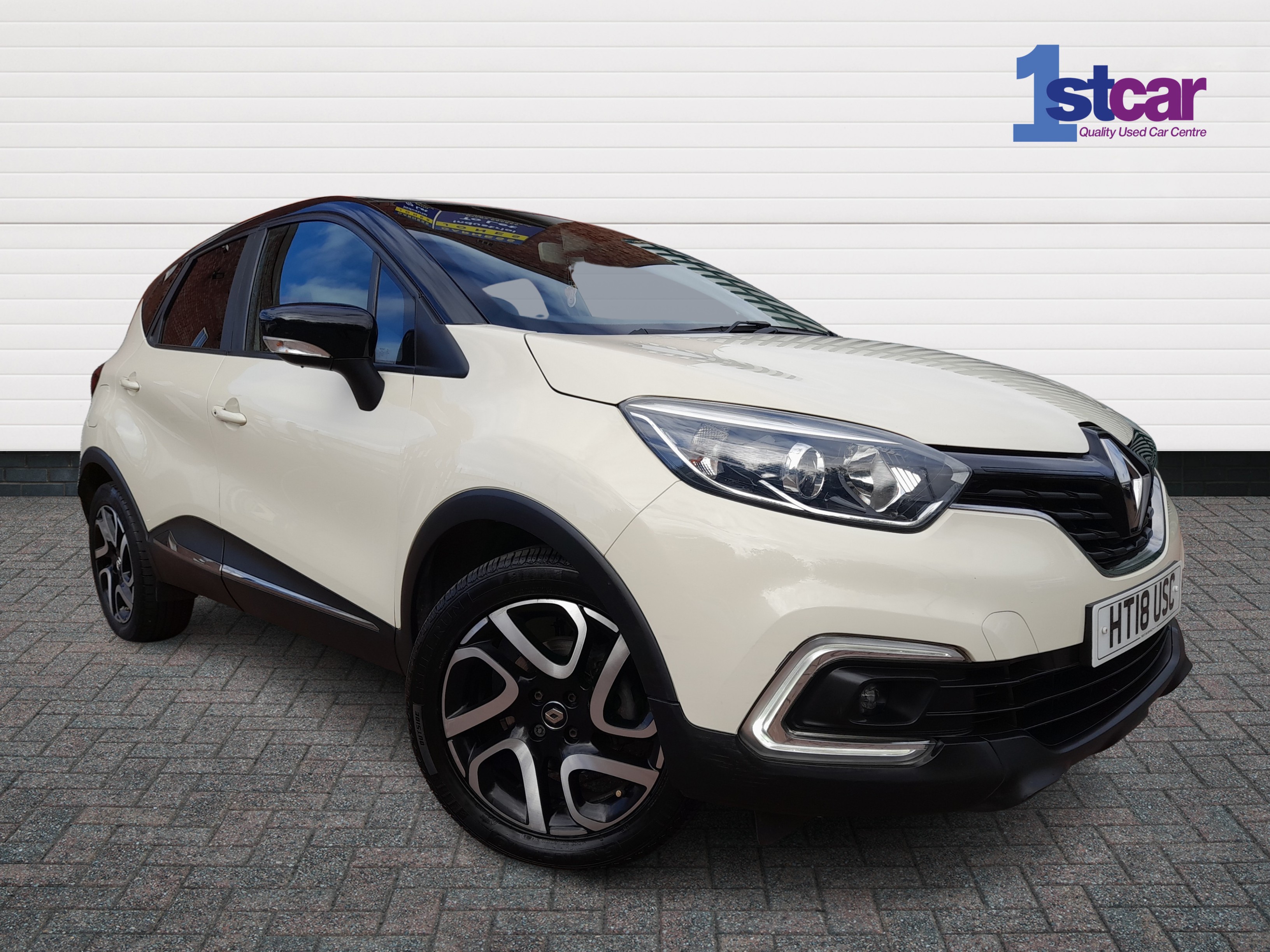 Main listing image - Renault Captur