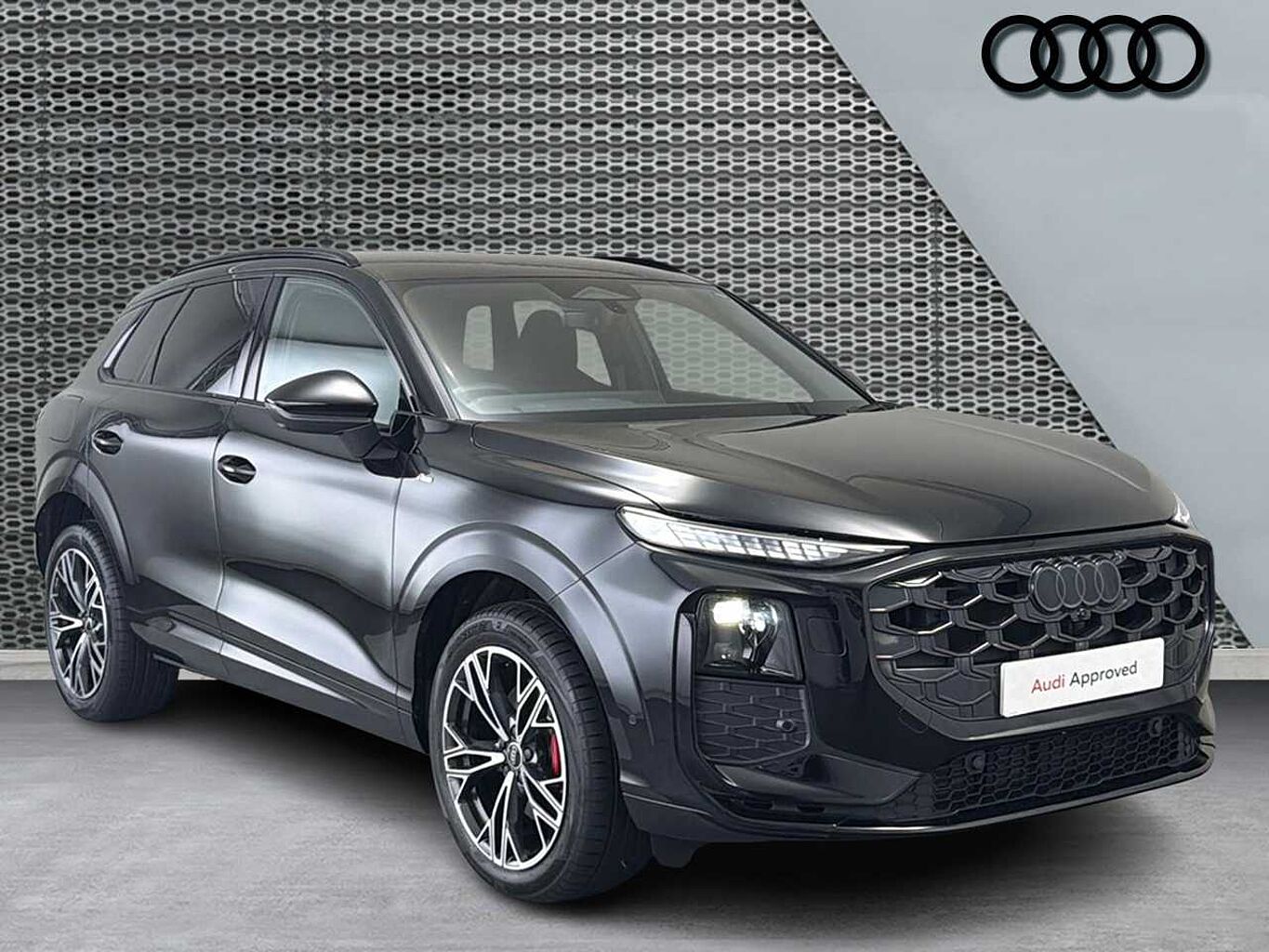 Main listing image - Audi Q3