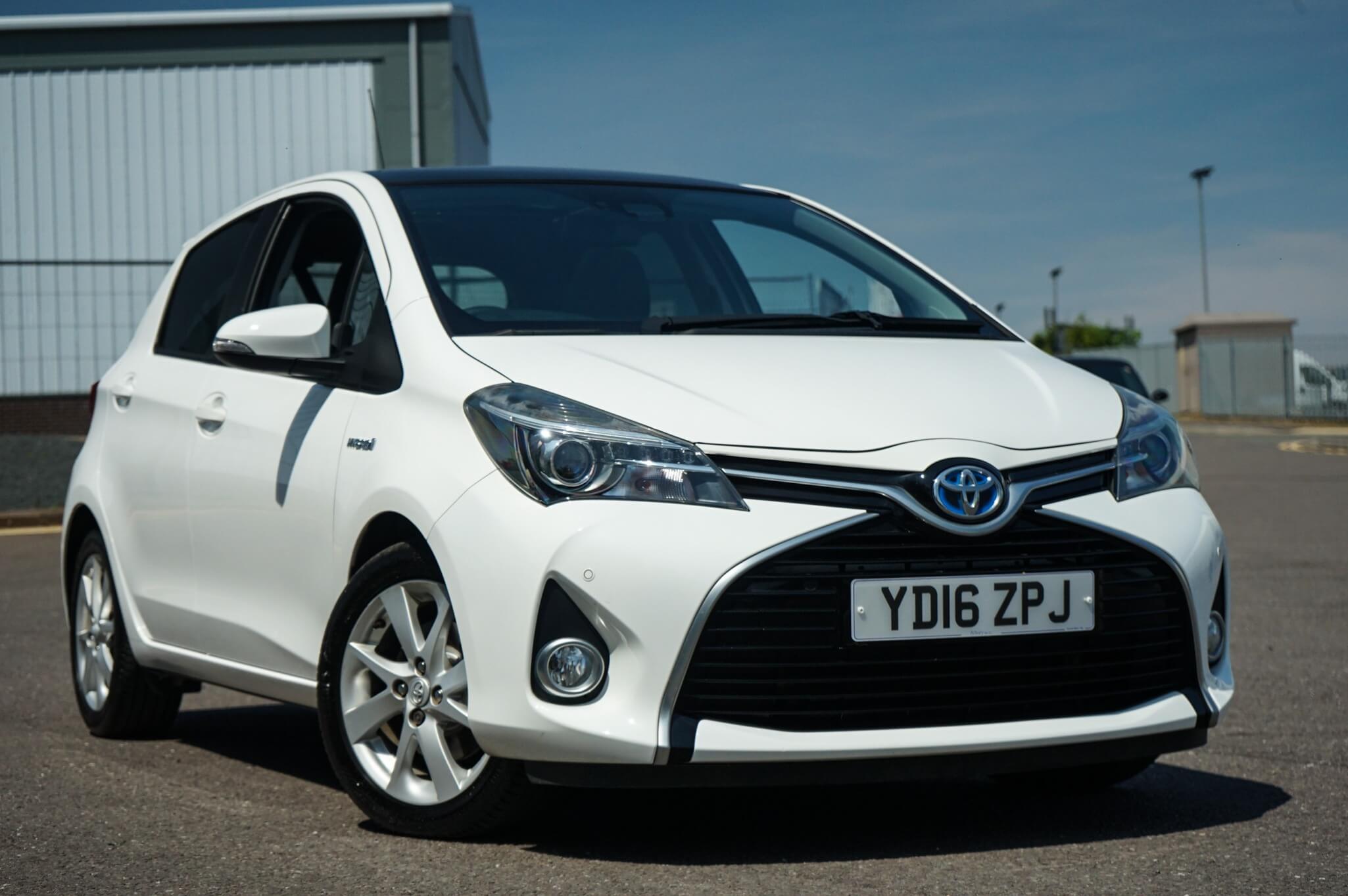 Main listing image - Toyota Yaris