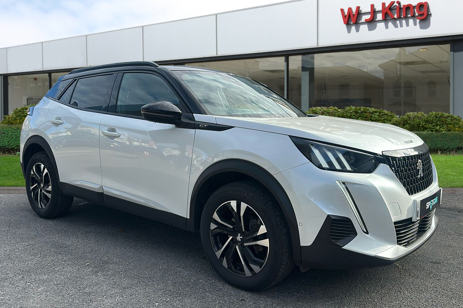 Main listing image - Peugeot 2008