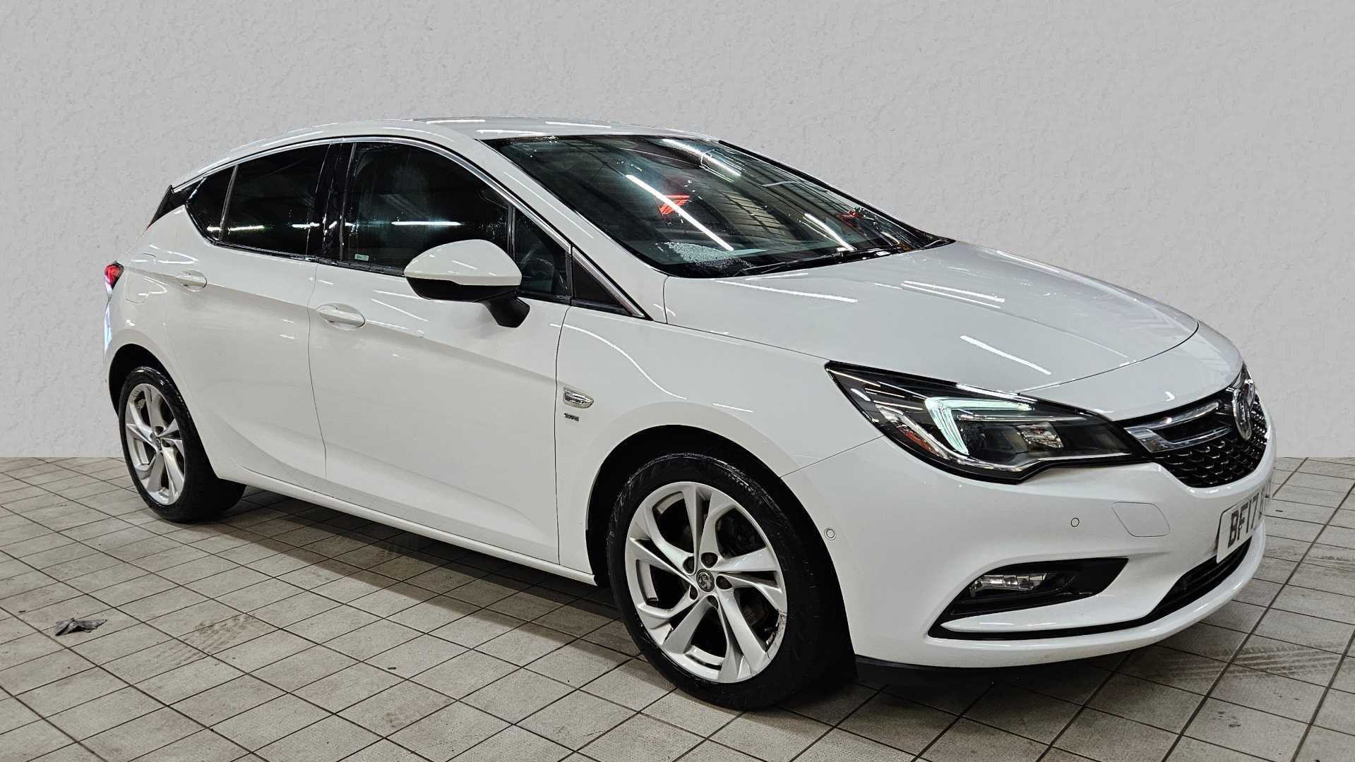 Main listing image - Vauxhall Astra