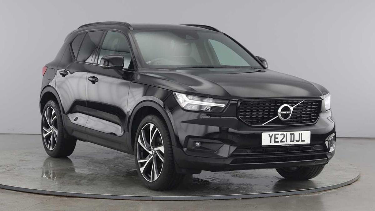 Main listing image - Volvo XC40