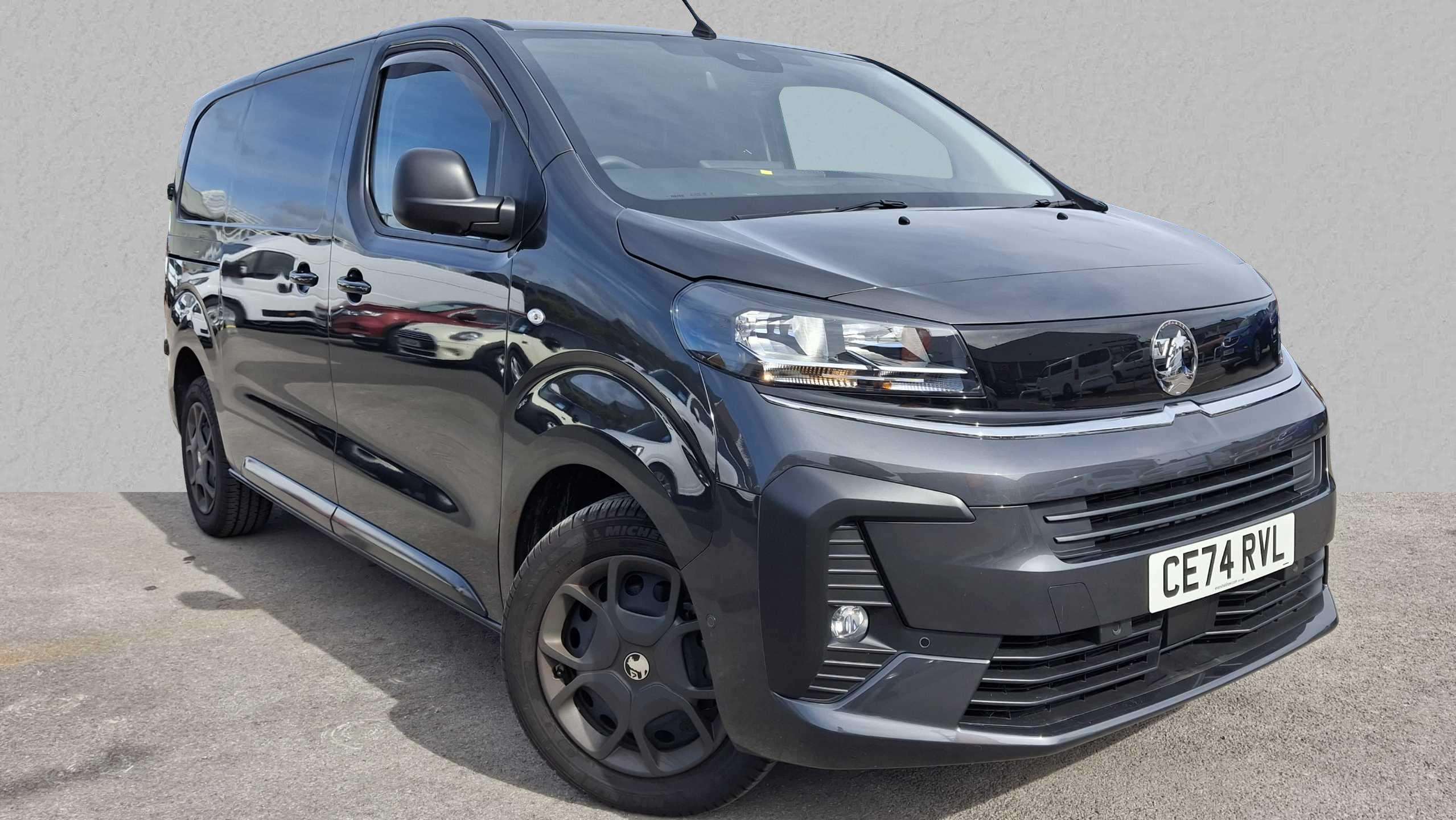 Main listing image - Vauxhall Vivaro