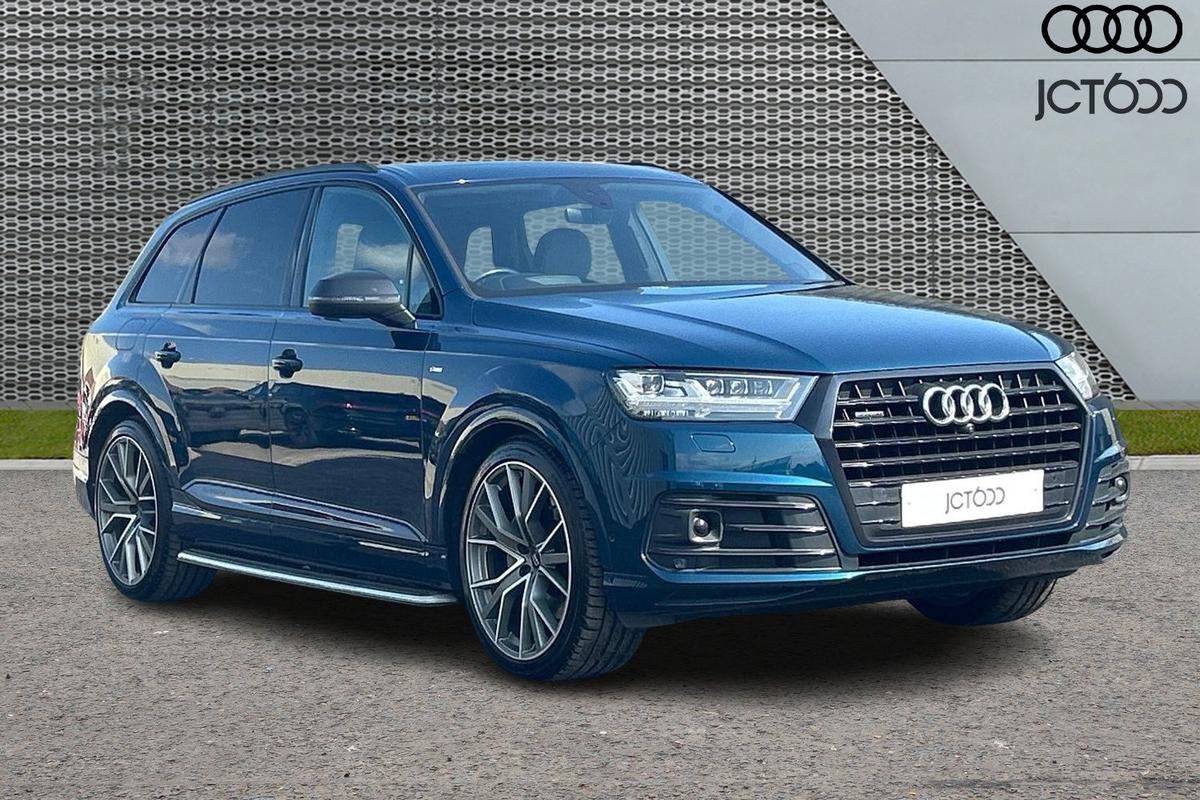 Main listing image - Audi Q7