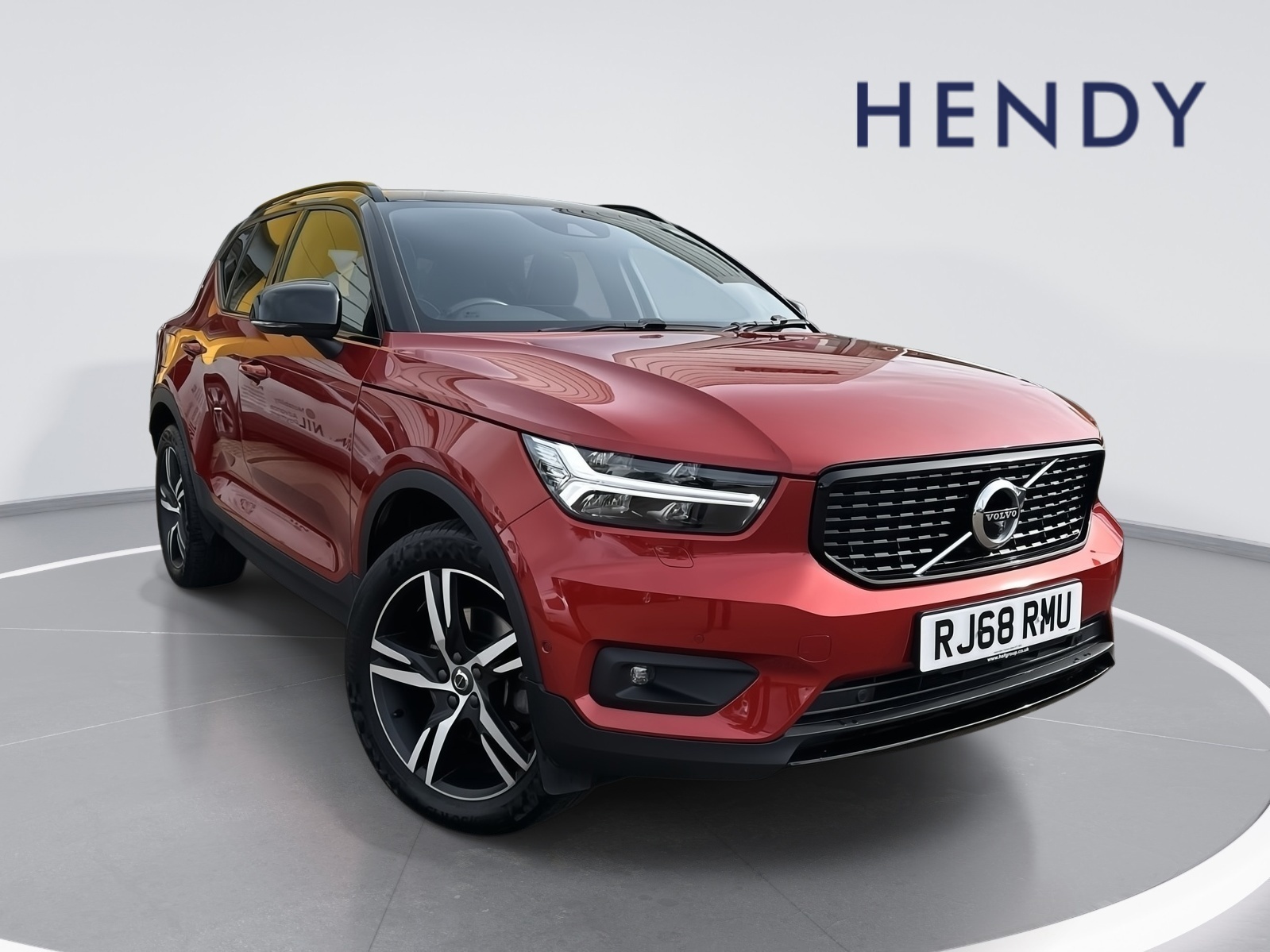 Main listing image - Volvo XC40