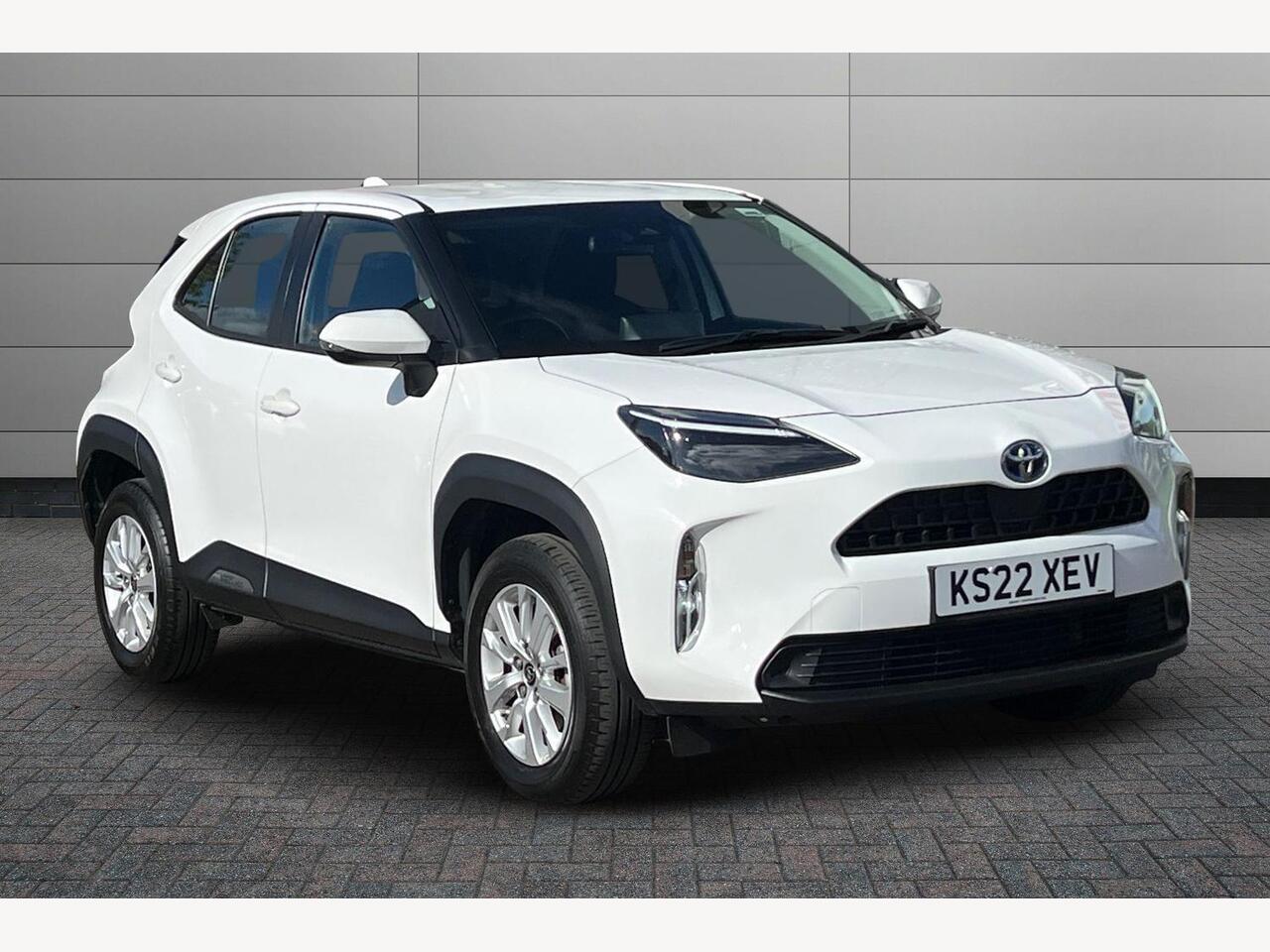 Main listing image - Toyota Yaris Cross