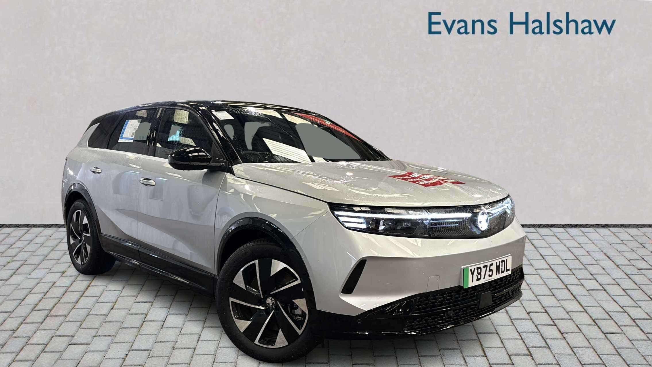 Main listing image - Vauxhall Grandland