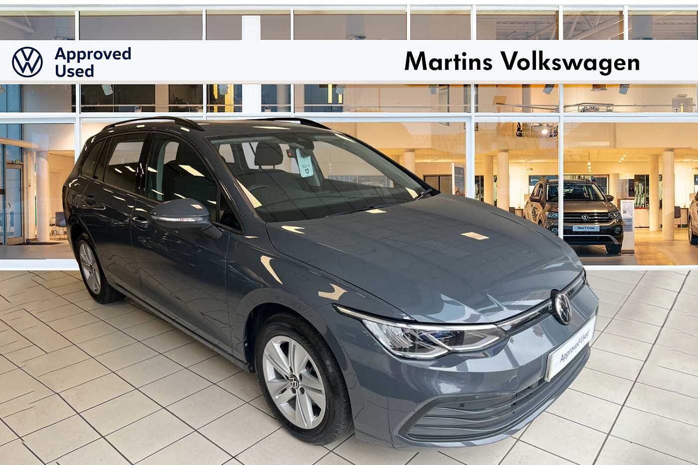 Main listing image - Volkswagen Golf Estate