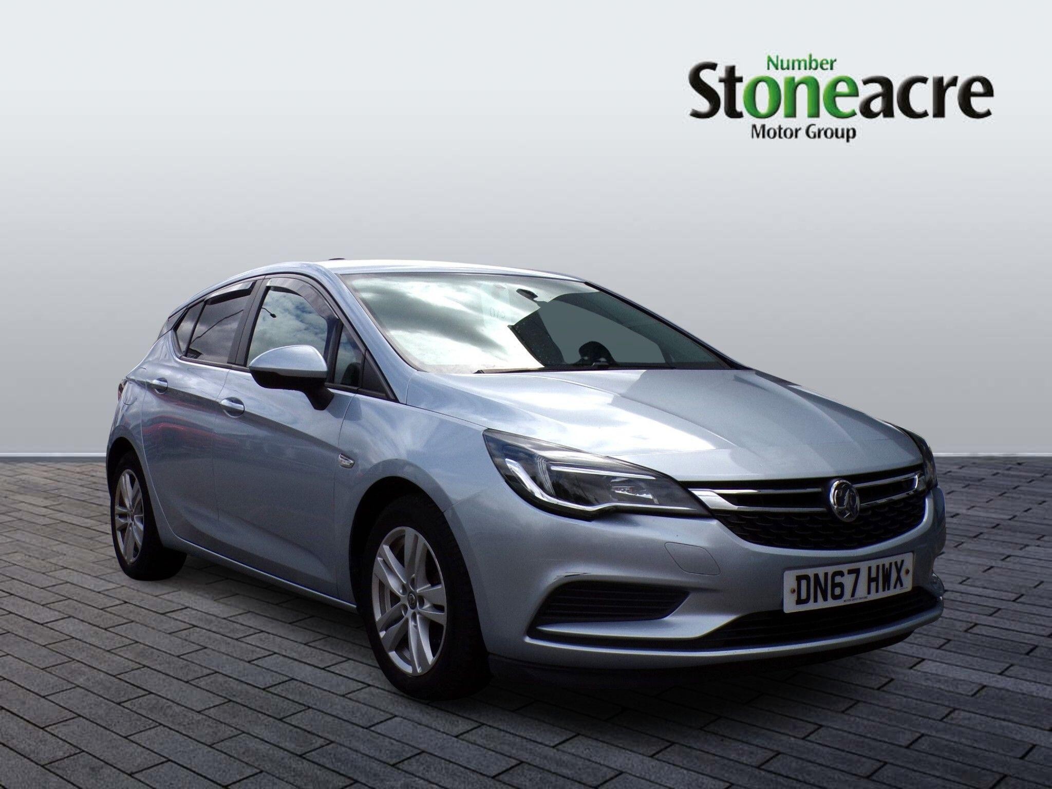 Main listing image - Vauxhall Astra