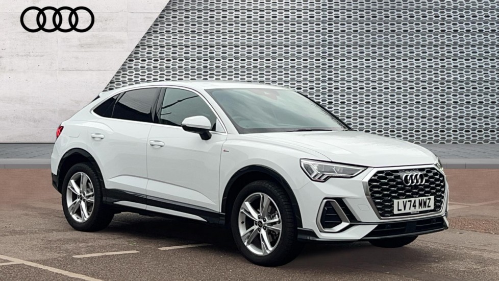 Main listing image - Audi Q3