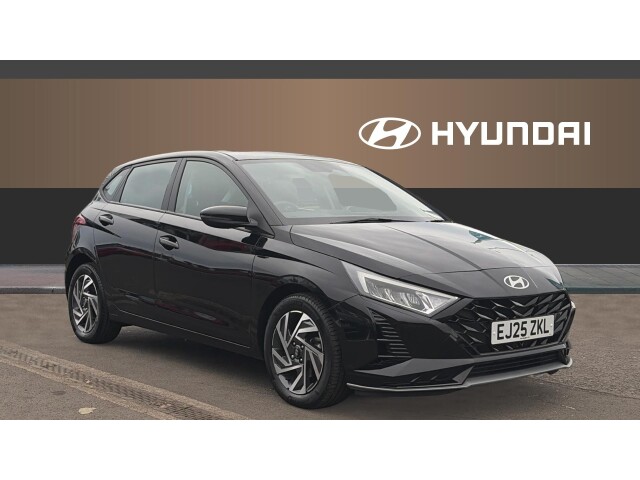 Main listing image - Hyundai i20