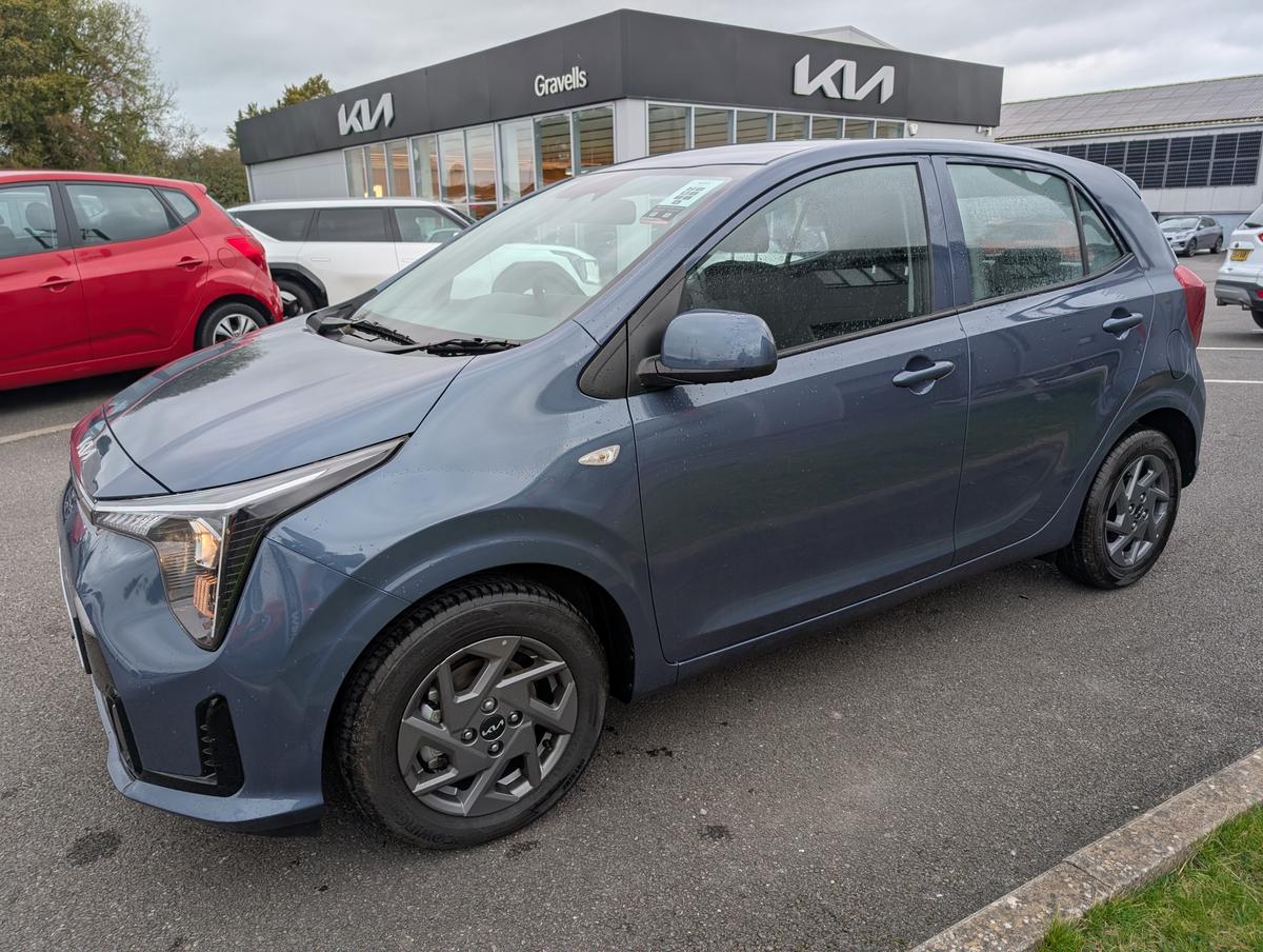 Main listing image - Kia Picanto