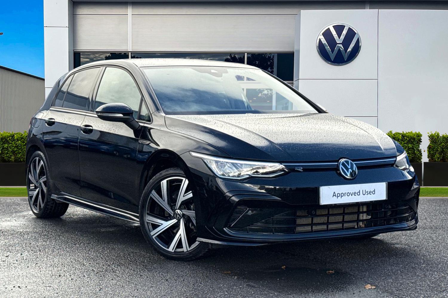 Main listing image - Volkswagen Golf