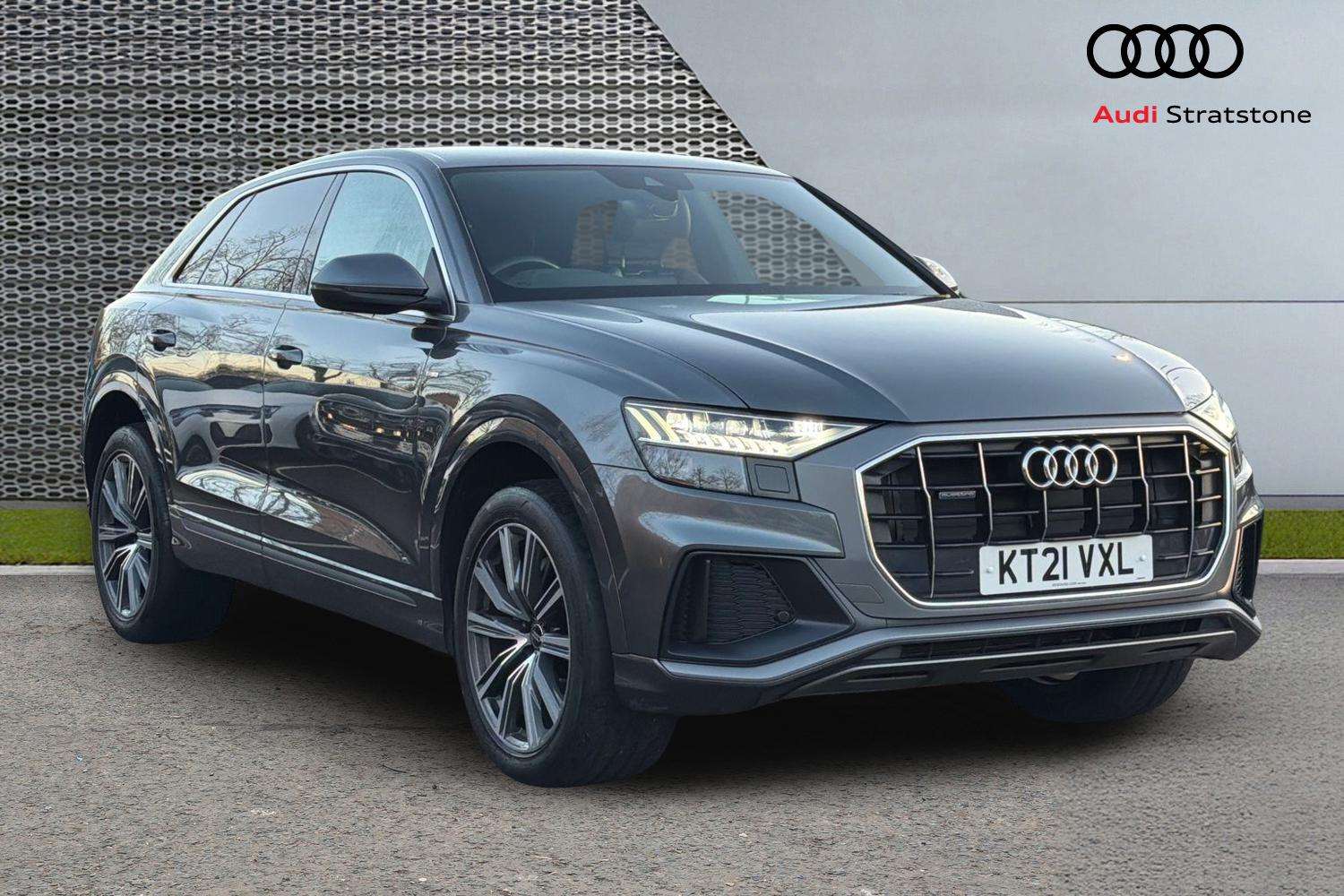 Main listing image - Audi Q8