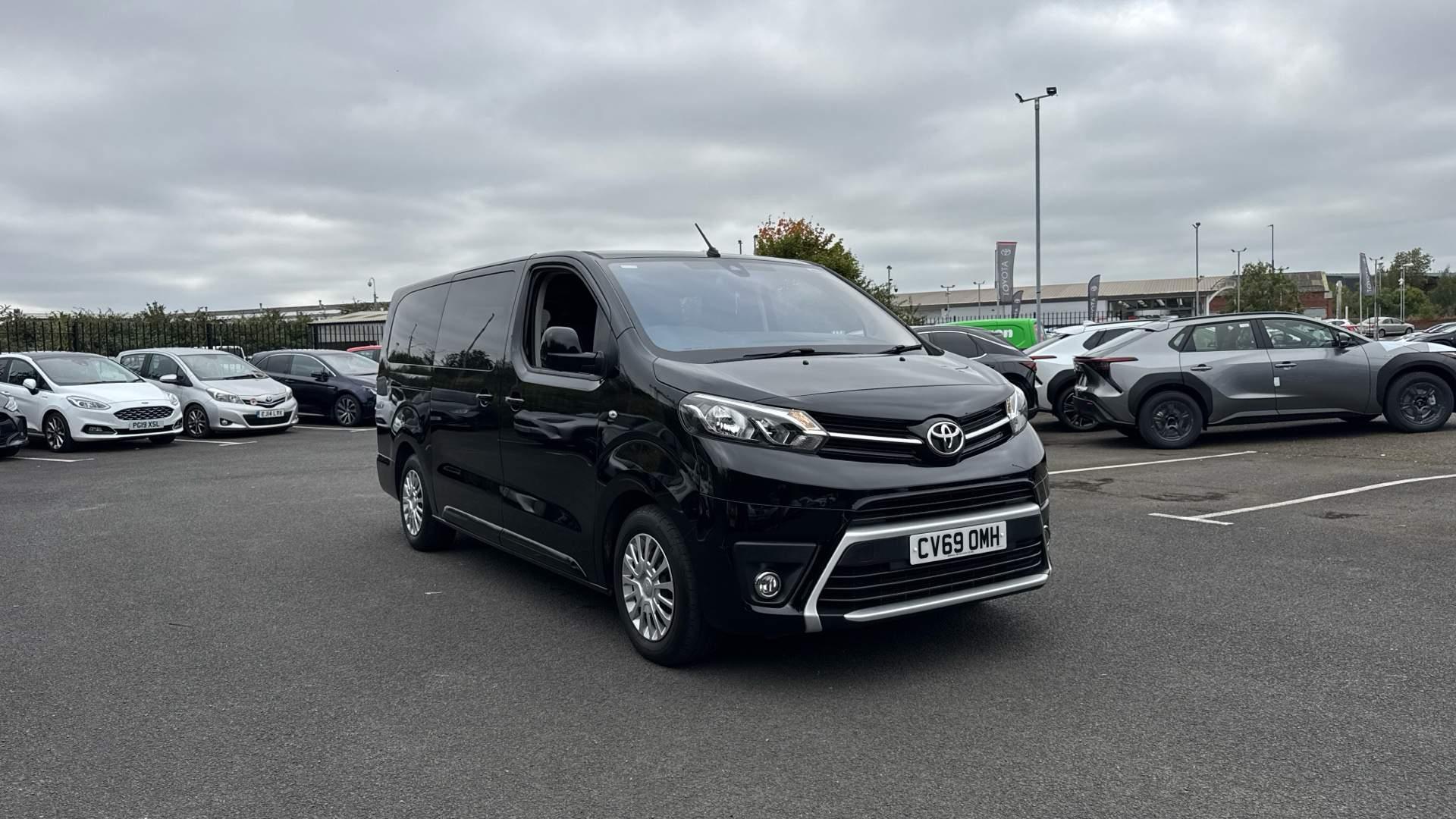 Main listing image - Toyota Proace Verso