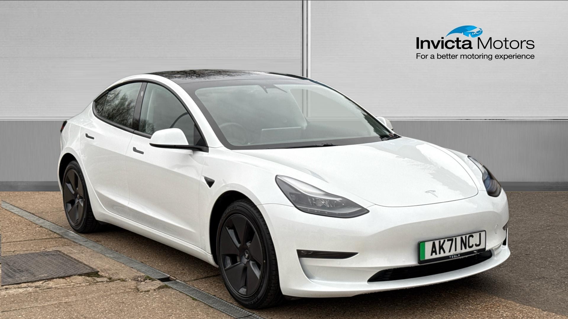 Main listing image - Tesla Model 3