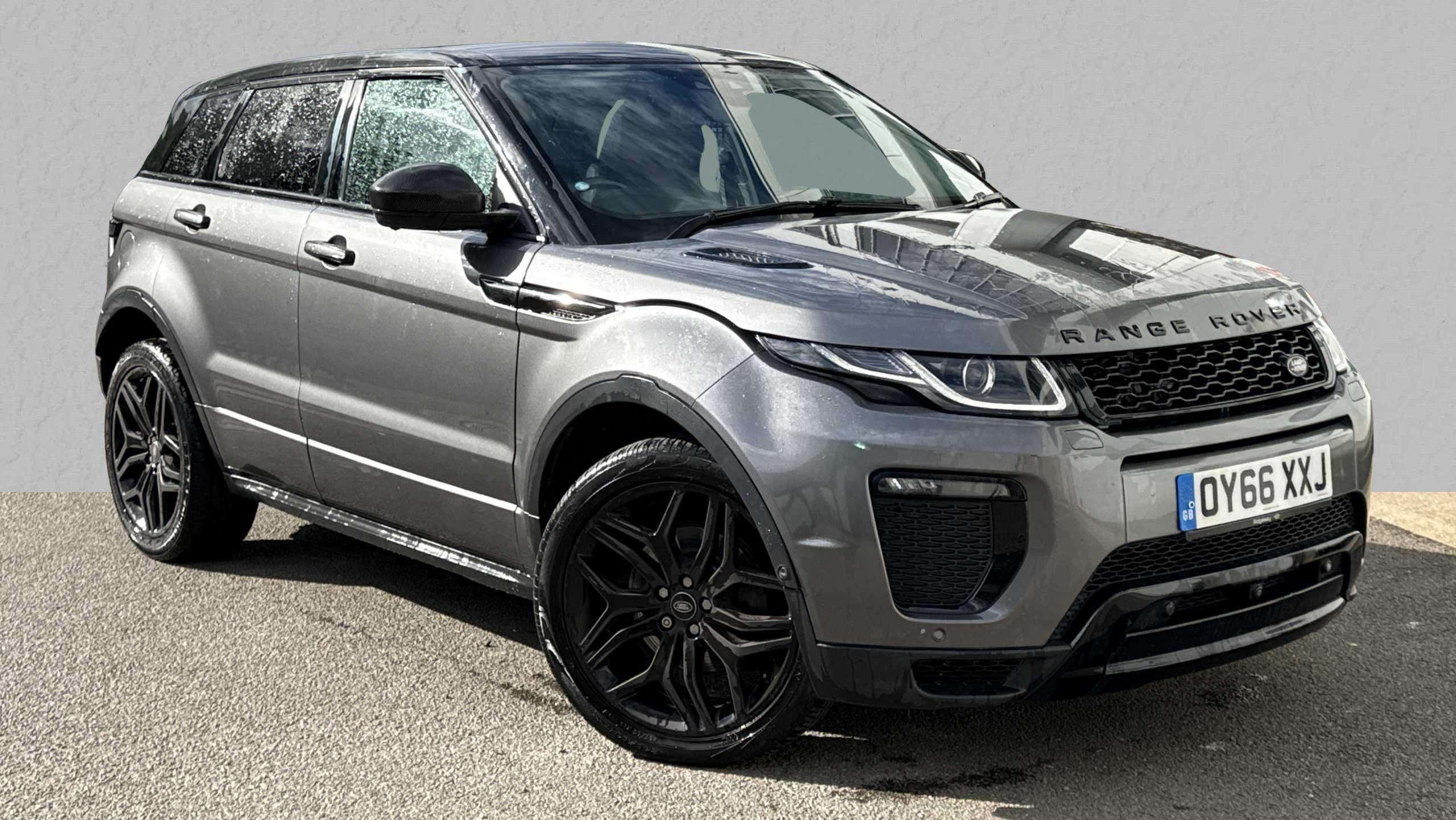 Main listing image - Land Rover Range Rover Evoque