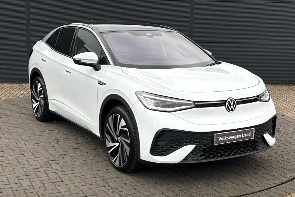 Main listing image - Volkswagen ID.5