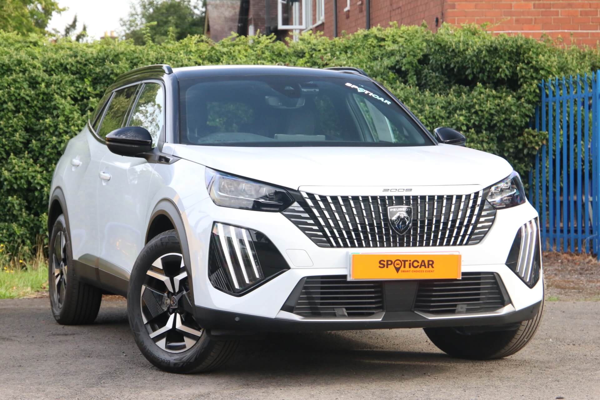 Main listing image - Peugeot 2008