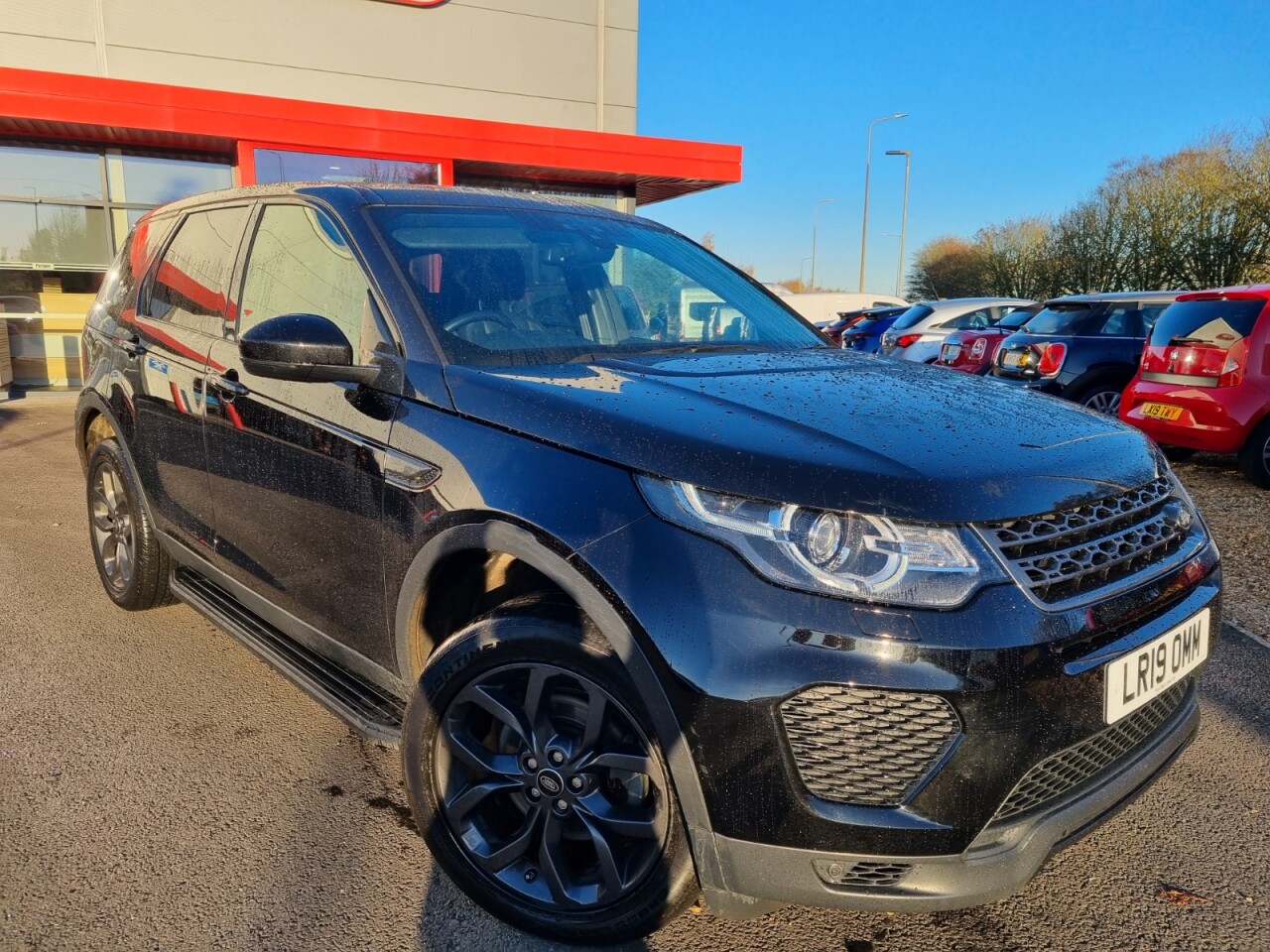 Main listing image - Land Rover Discovery Sport