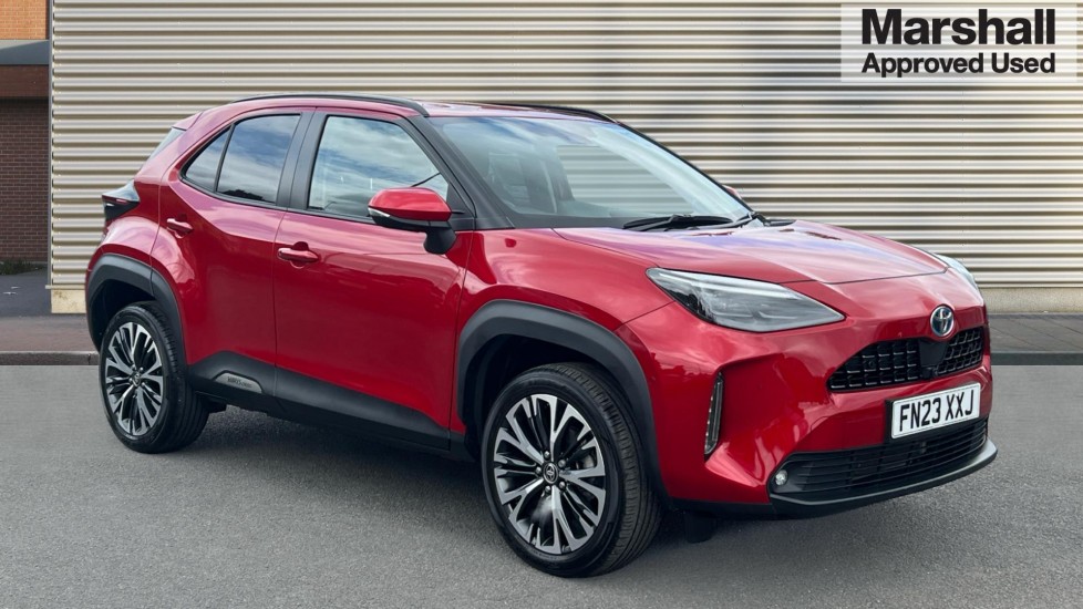 Main listing image - Toyota Yaris Cross