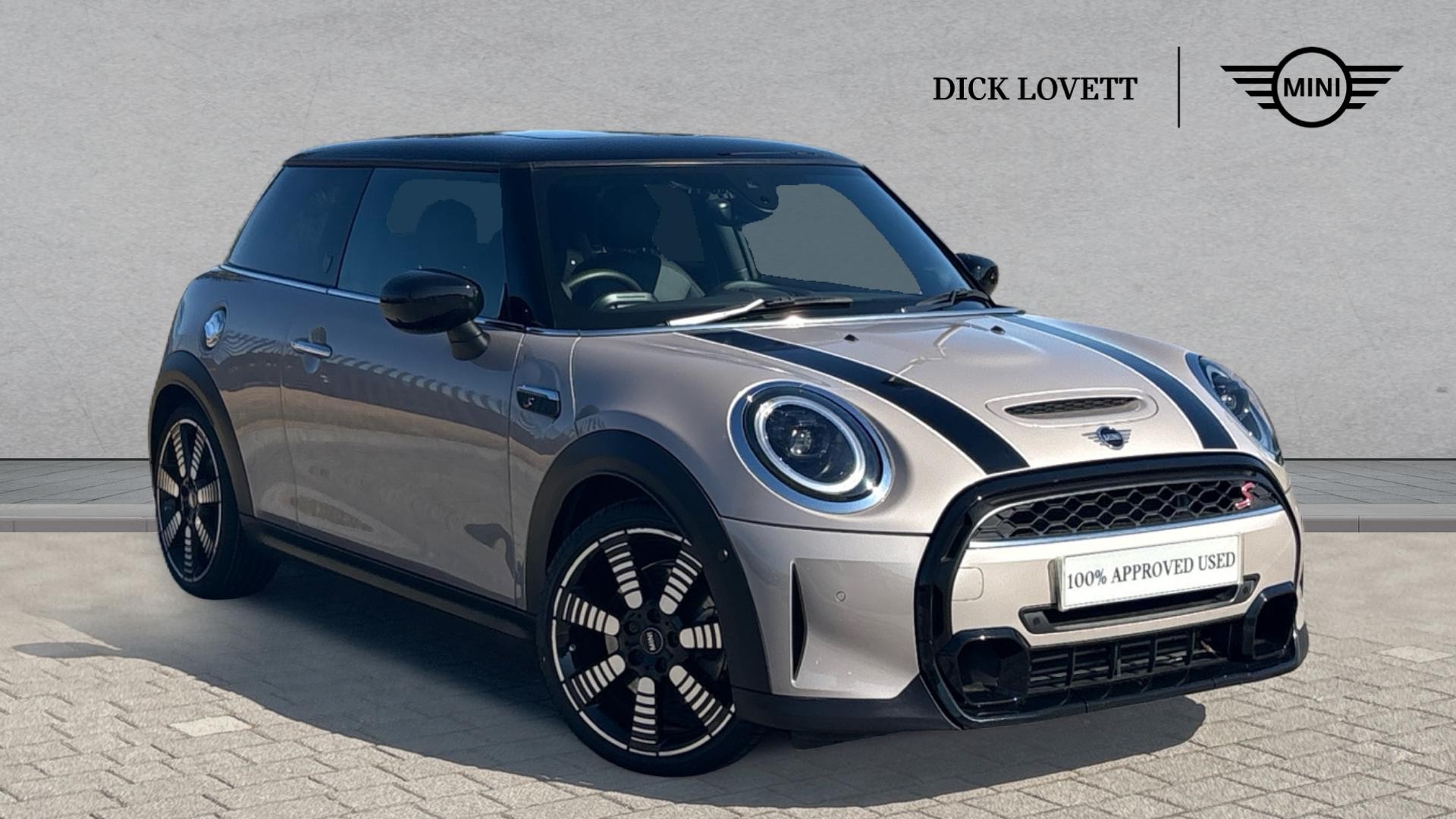 Main listing image - MINI Hatchback