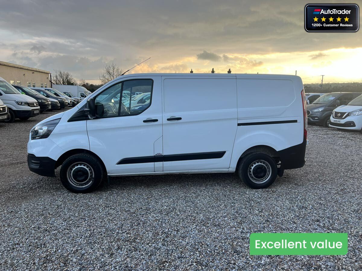 Main listing image - Ford Transit Custom