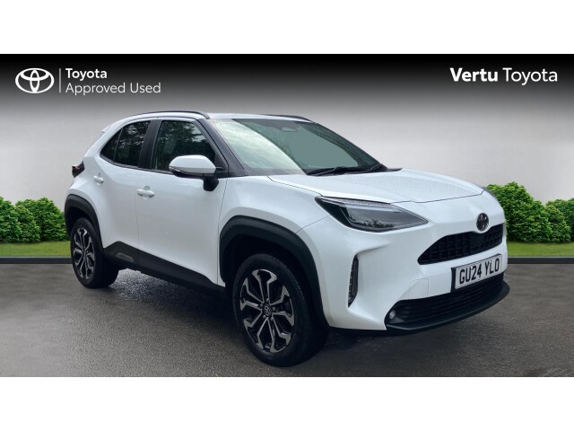 Main listing image - Toyota Yaris Cross