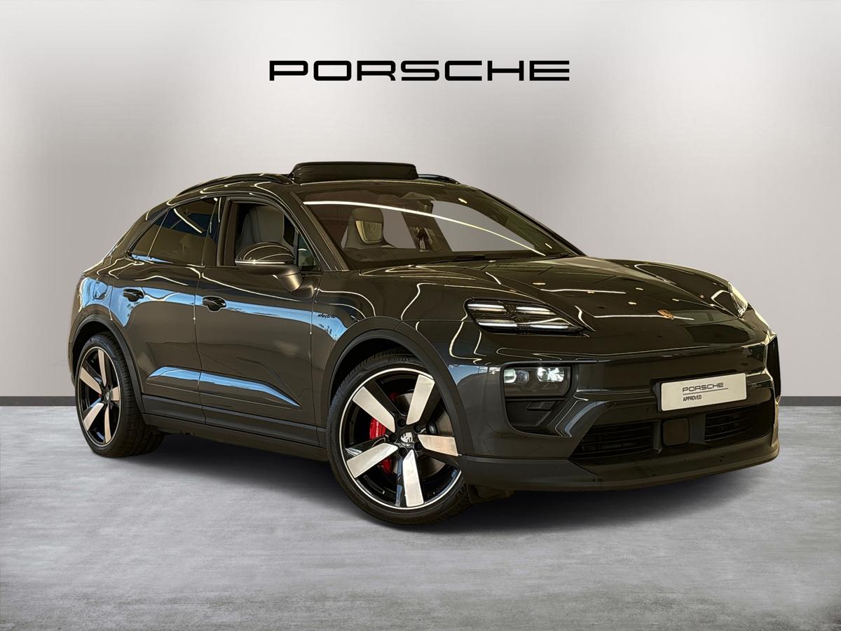 Main listing image - Porsche Macan