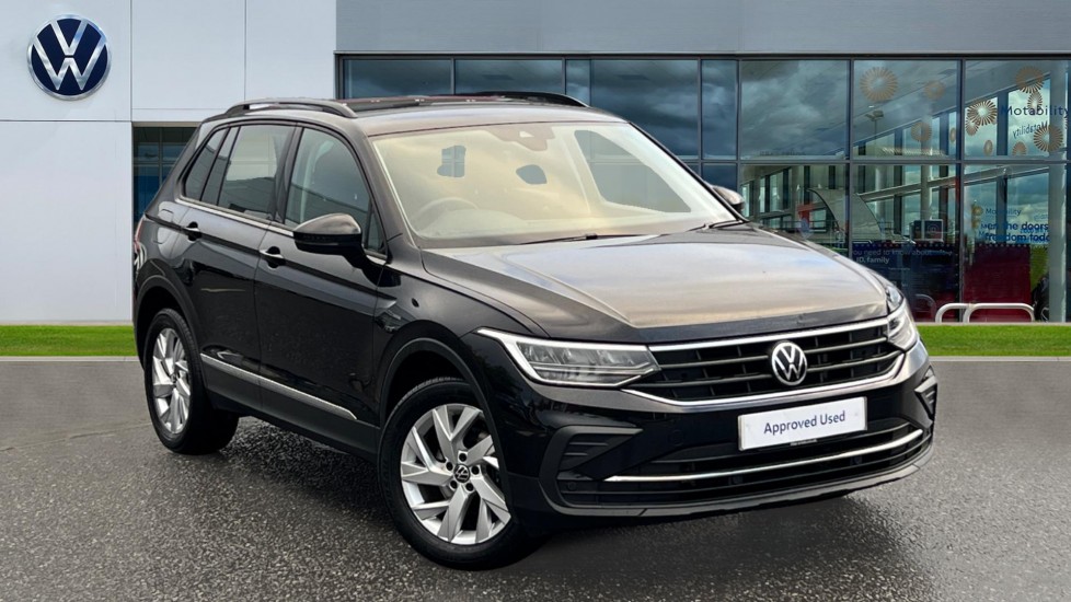 Main listing image - Volkswagen Tiguan