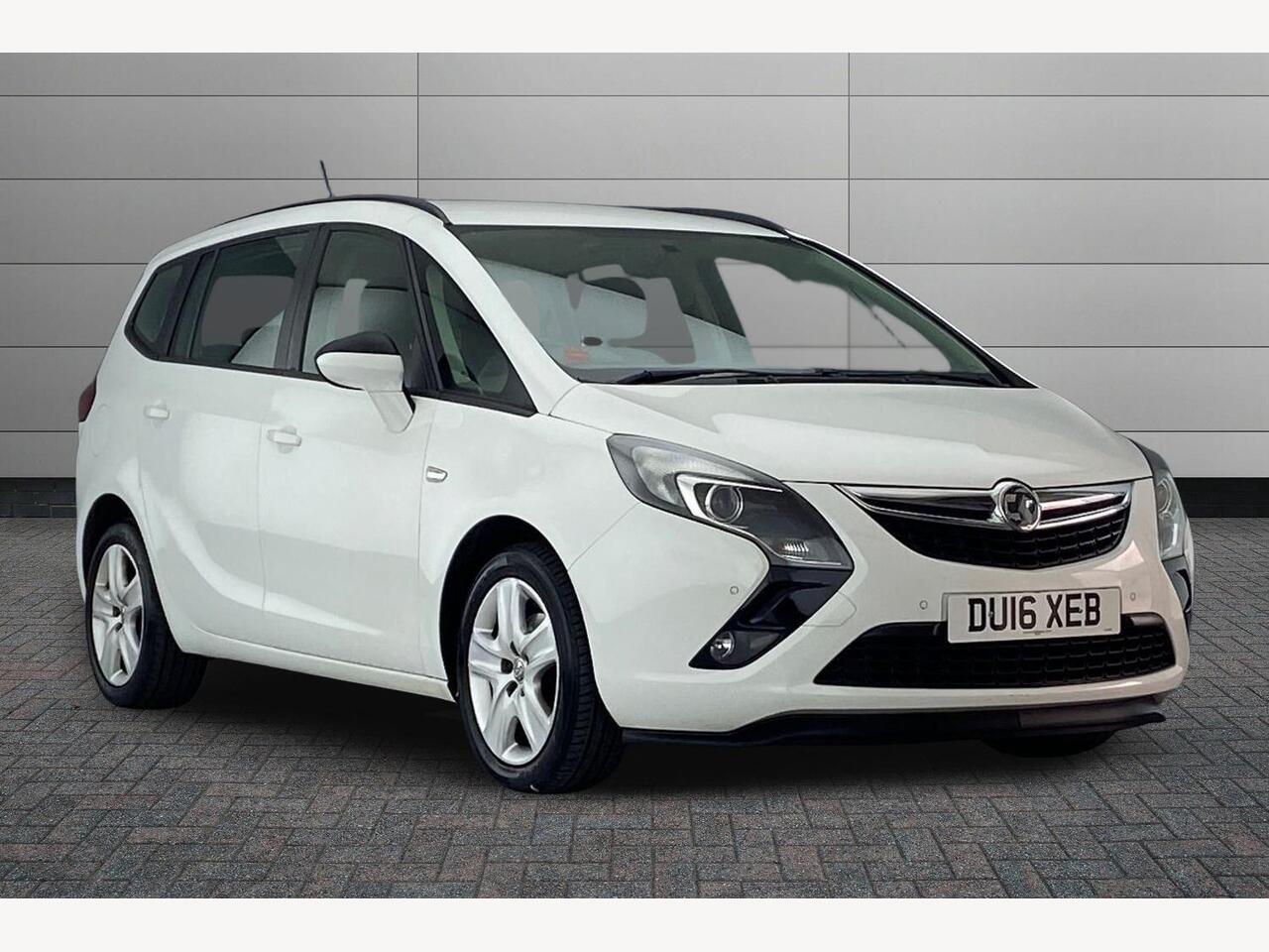 Main listing image - Vauxhall Zafira