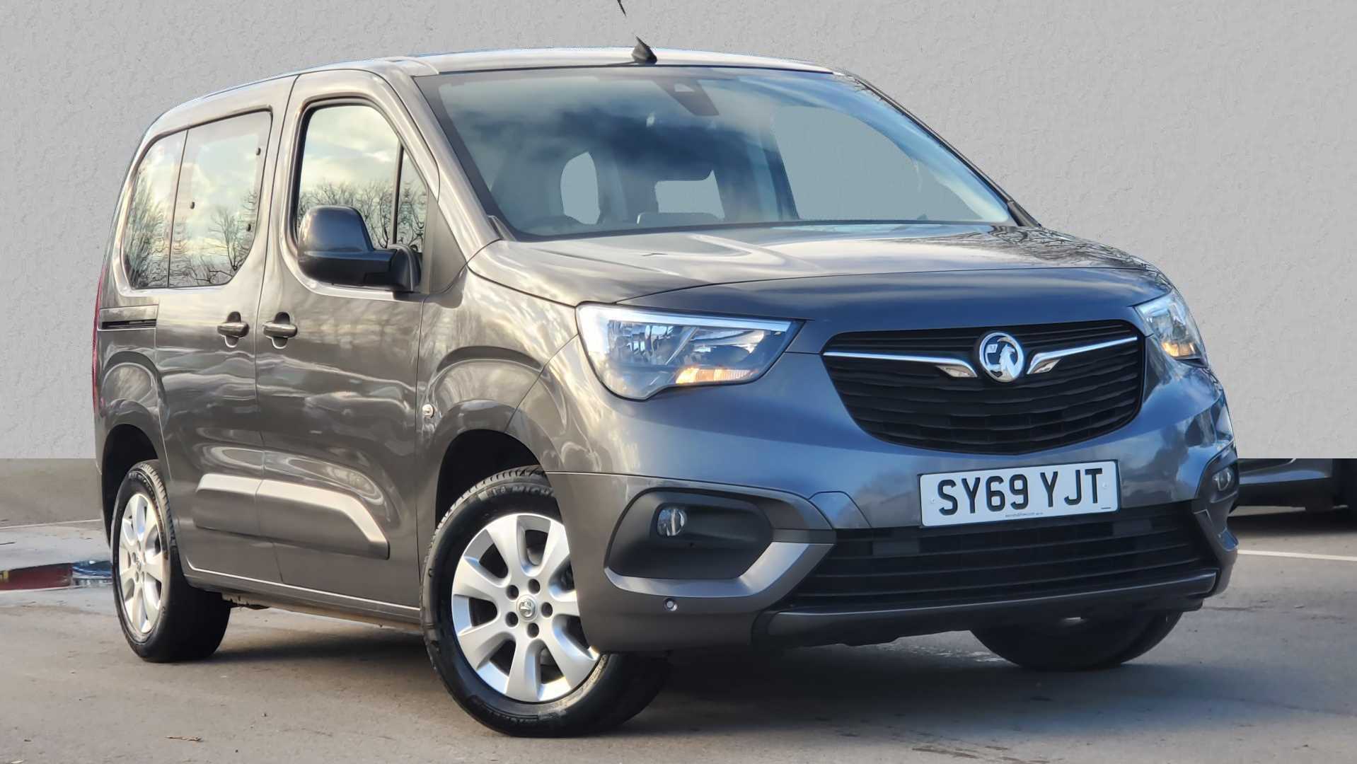 Main listing image - Vauxhall Combo Life