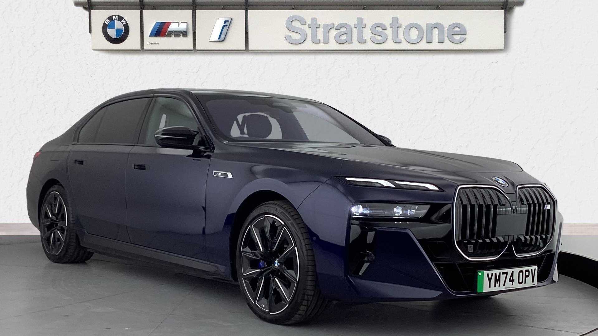 Main listing image - BMW i7