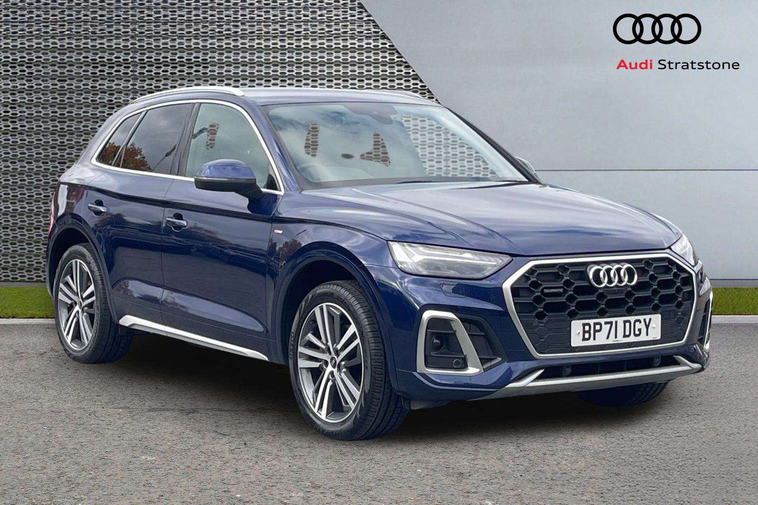 Main listing image - Audi Q5