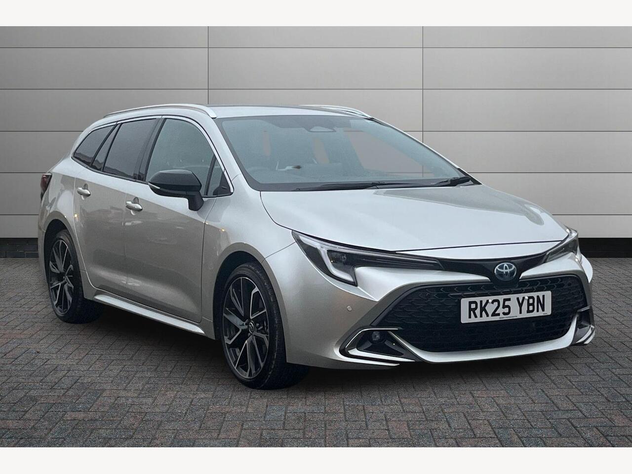 Main listing image - Toyota Corolla Touring Sport