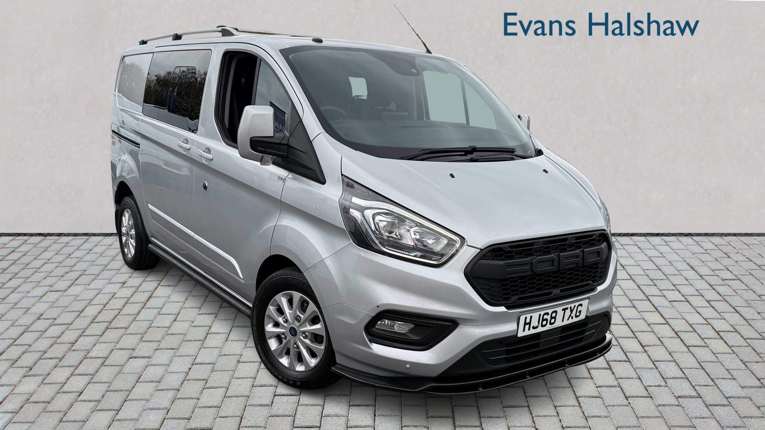 Main listing image - Ford Transit Custom
