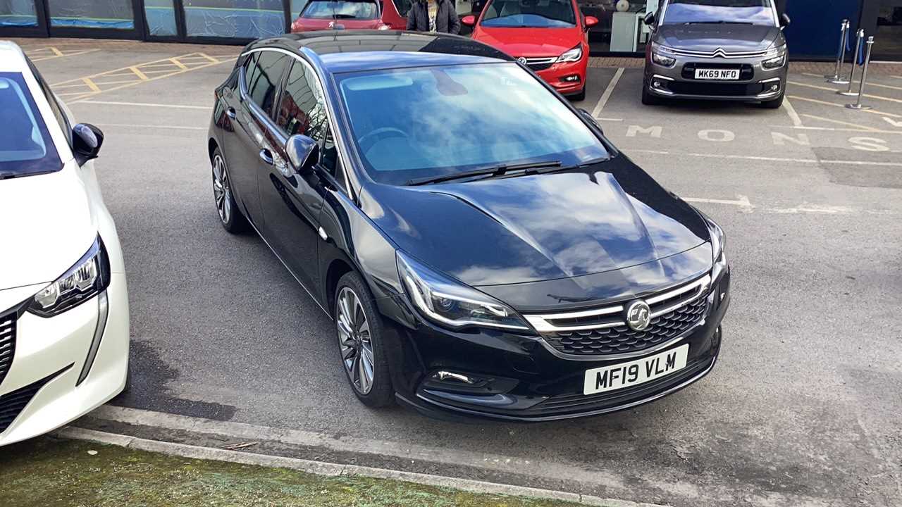 Main listing image - Vauxhall Astra