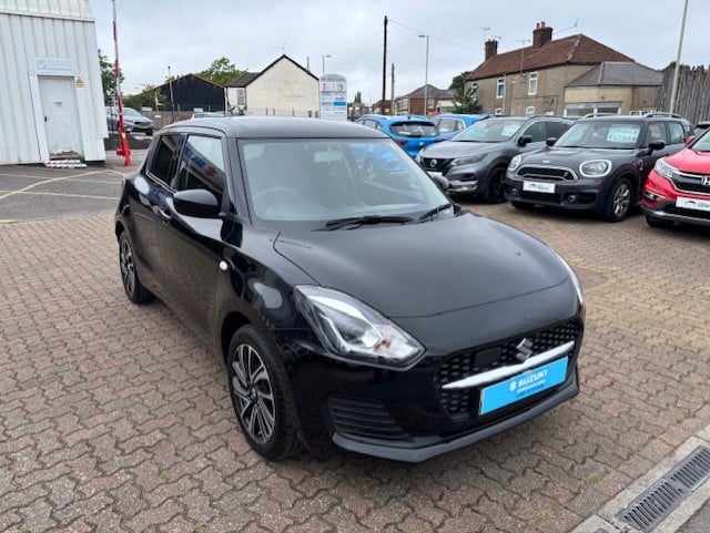 Main listing image - Suzuki Swift