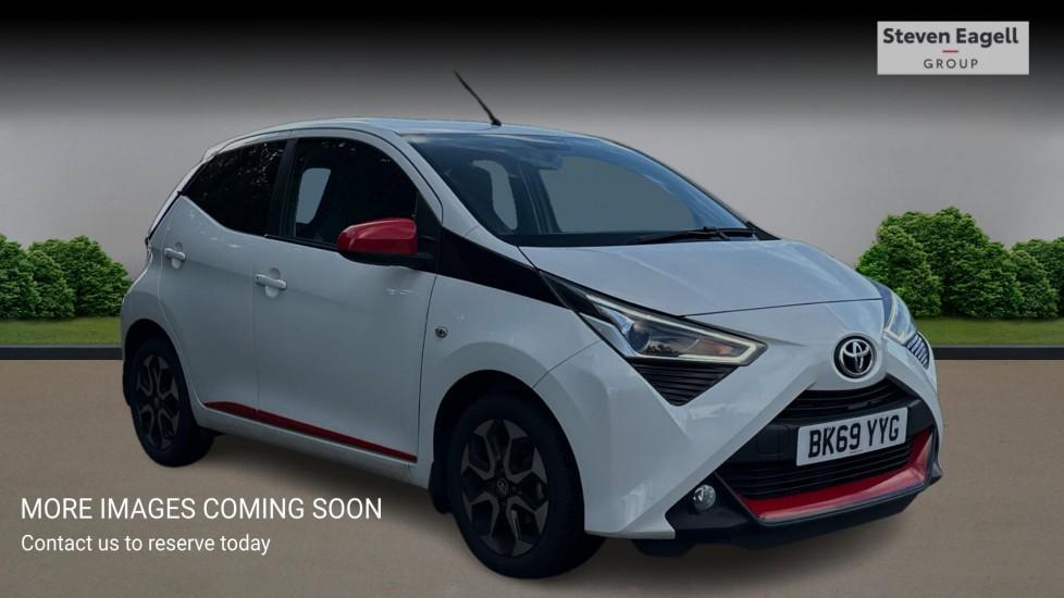 Main listing image - Toyota Aygo