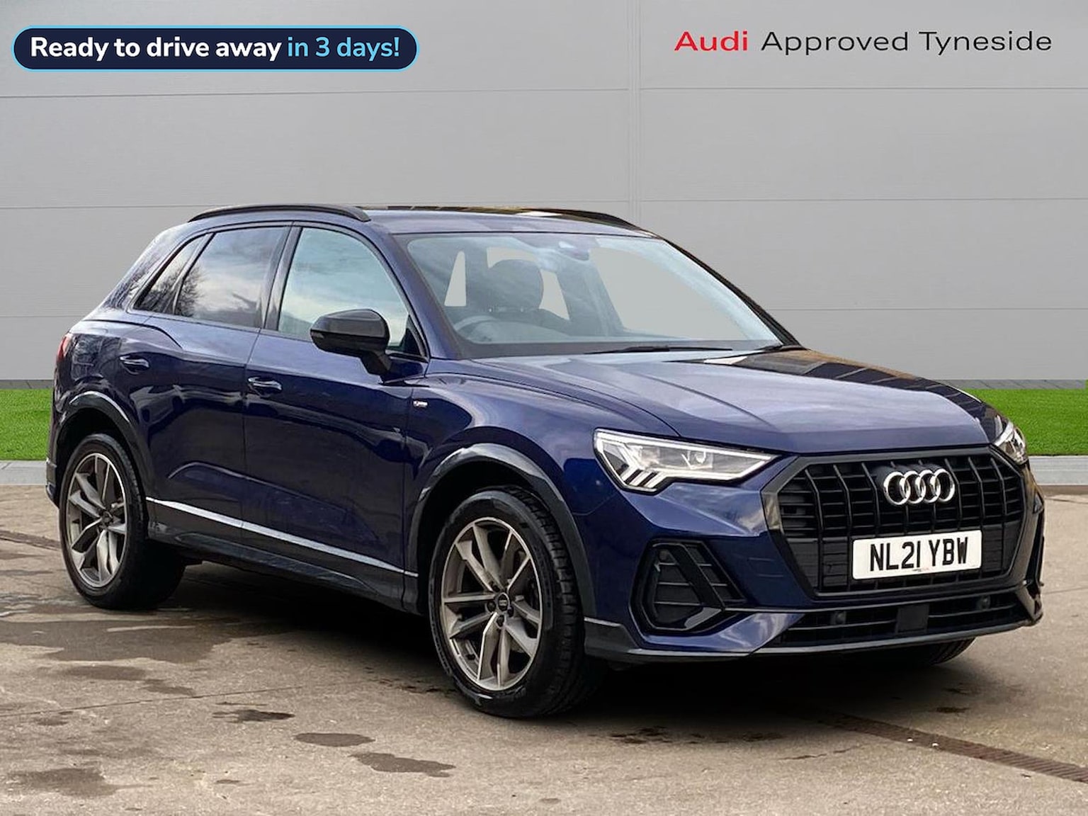 Main listing image - Audi Q3