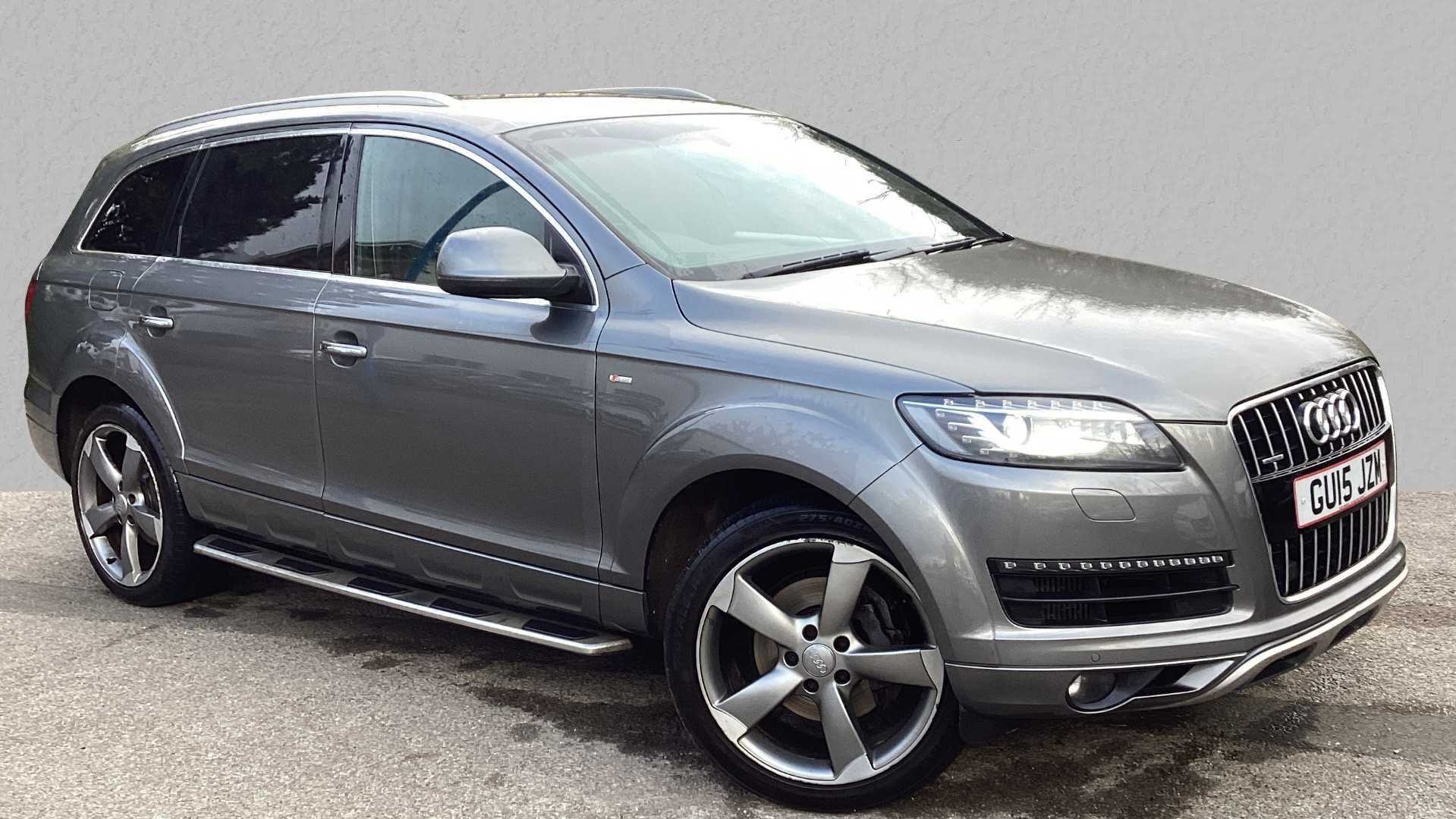 Main listing image - Audi Q7