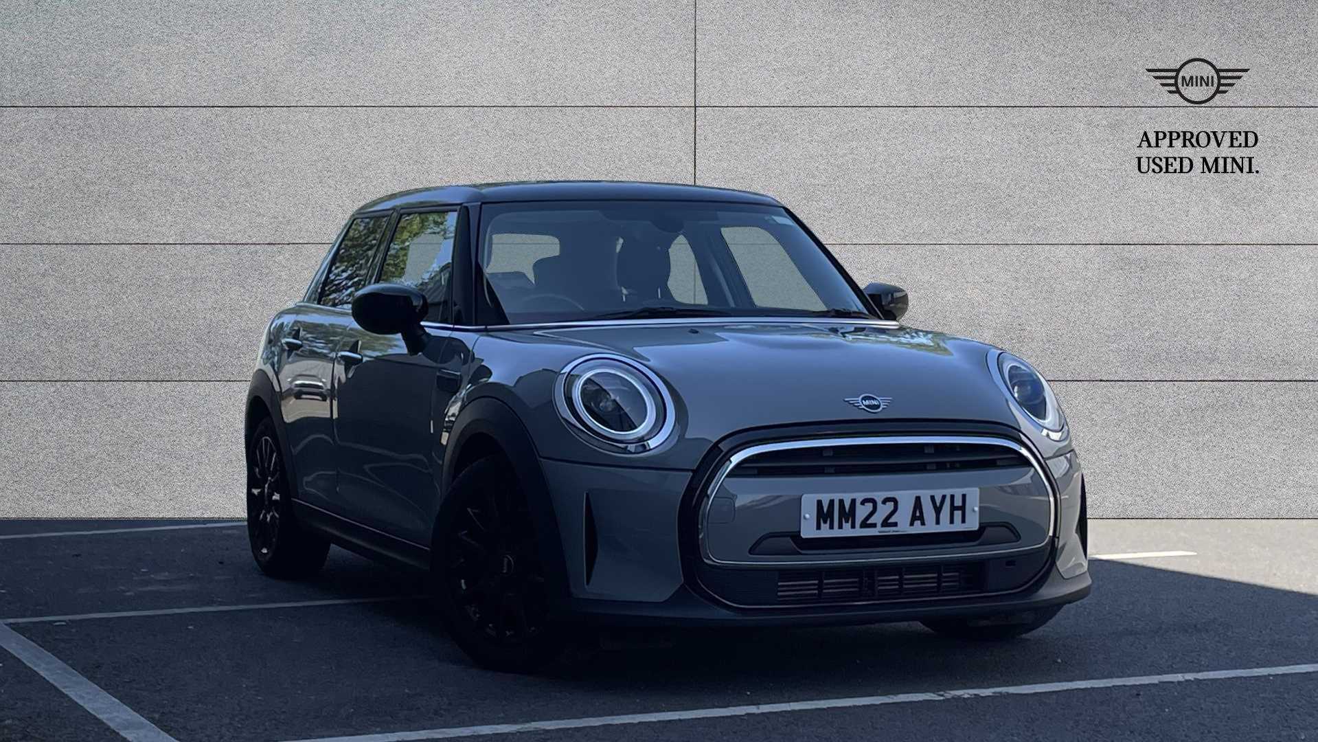Main listing image - MINI Hatchback 5dr