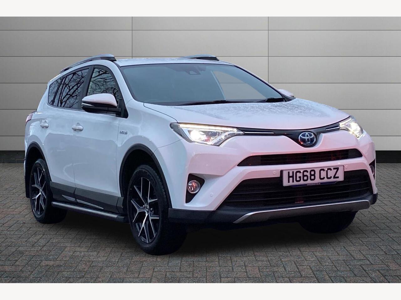 Main listing image - Toyota RAV4