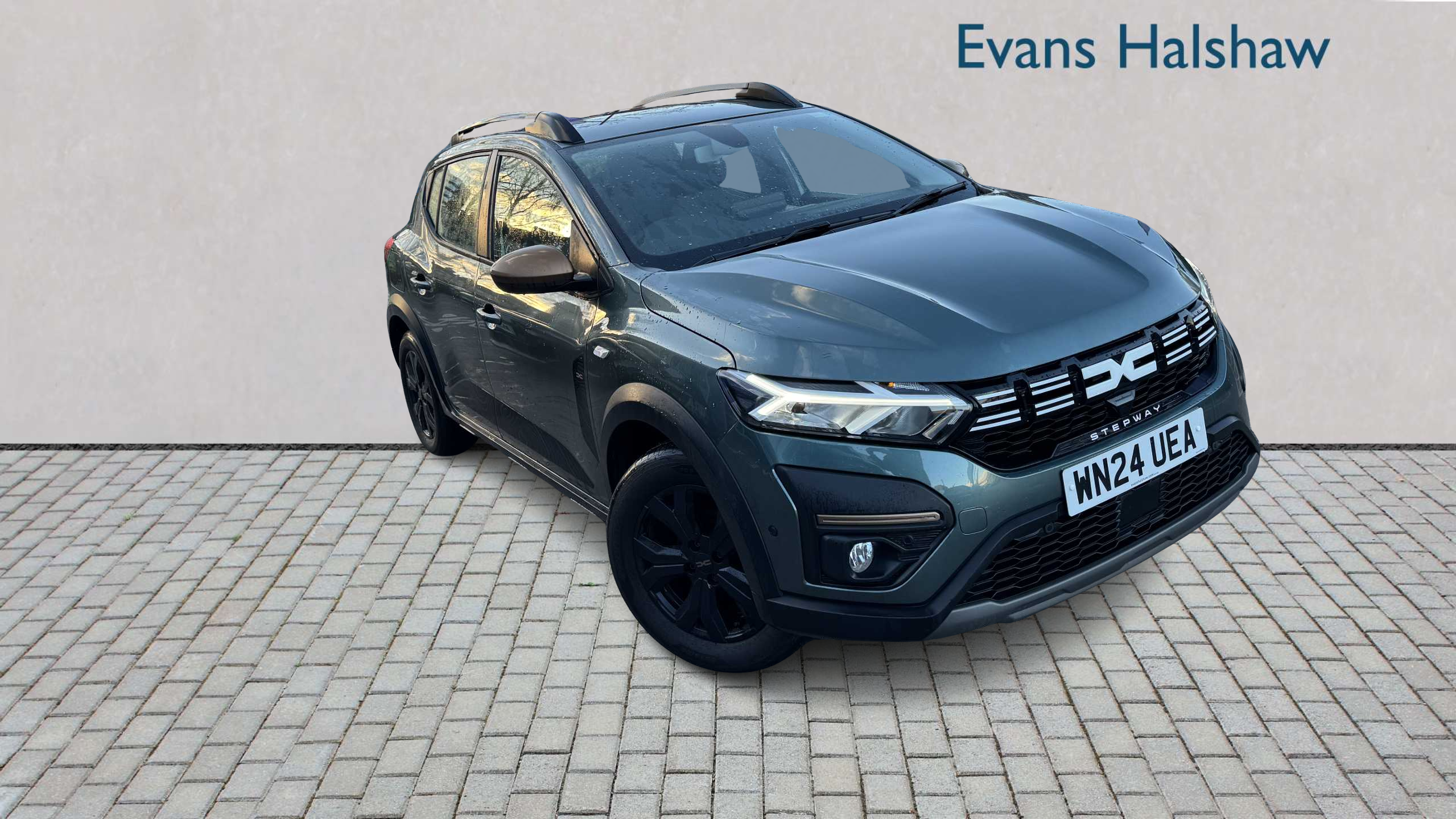 Main listing image - Dacia Sandero Stepway