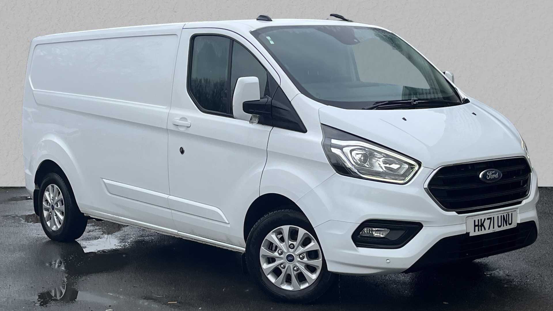 Main listing image - Ford Transit Custom