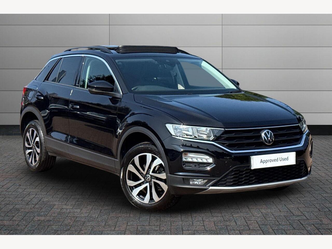 Main listing image - Volkswagen T-Roc